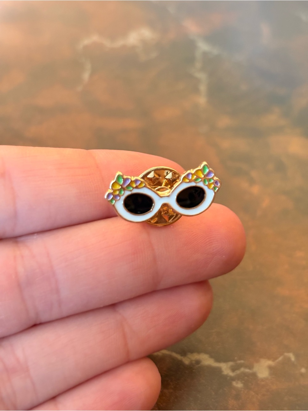 Vintage-Inspired White & Gold Sunglasses Enamel Pin with Multicolor Accents